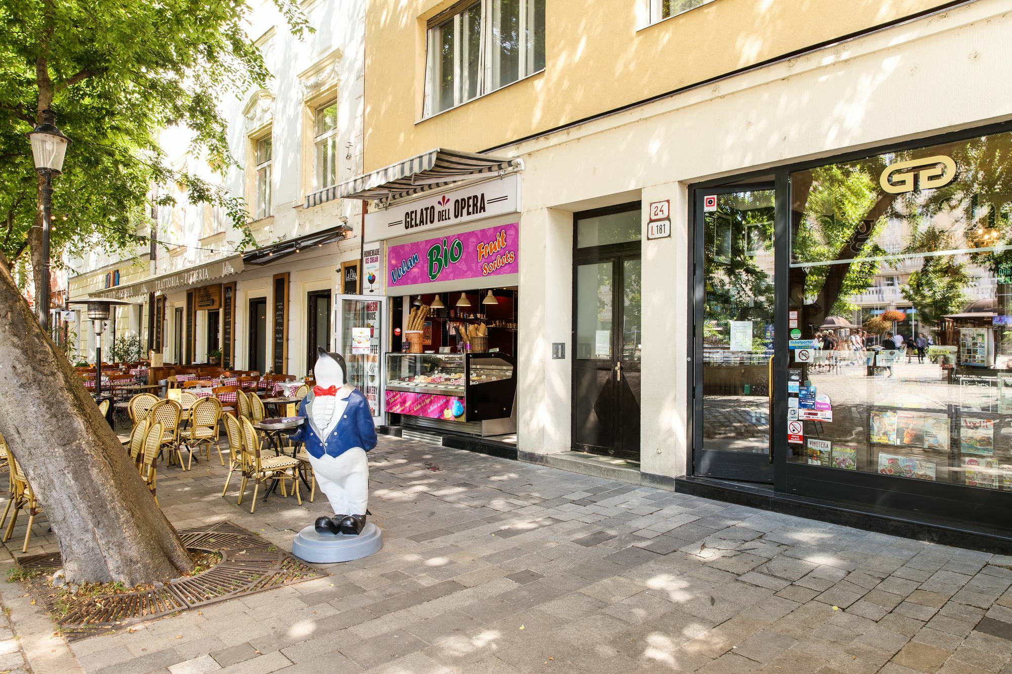 Aplend City Hviezdoslavovo Namestie Bratislava Exterior foto
